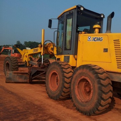 雙鋼輪壓路機(jī)與挖掘機(jī)租賃市場(chǎng)指南 中國(guó)工程機(jī)械租賃網(wǎng)服務(wù)詳解